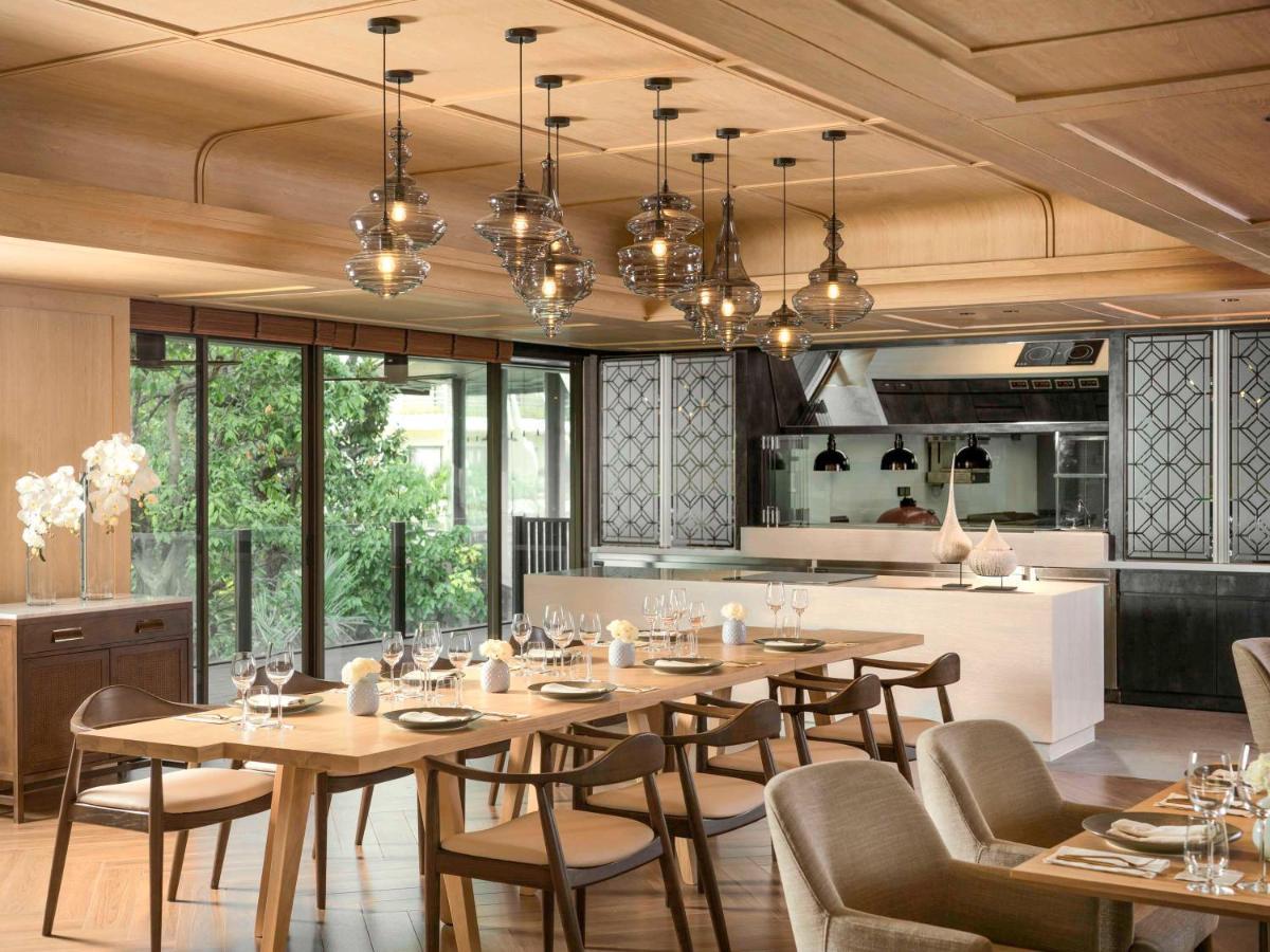Moevenpick Hotel Bangkok Ploenchit Bdms Eksteriør billede