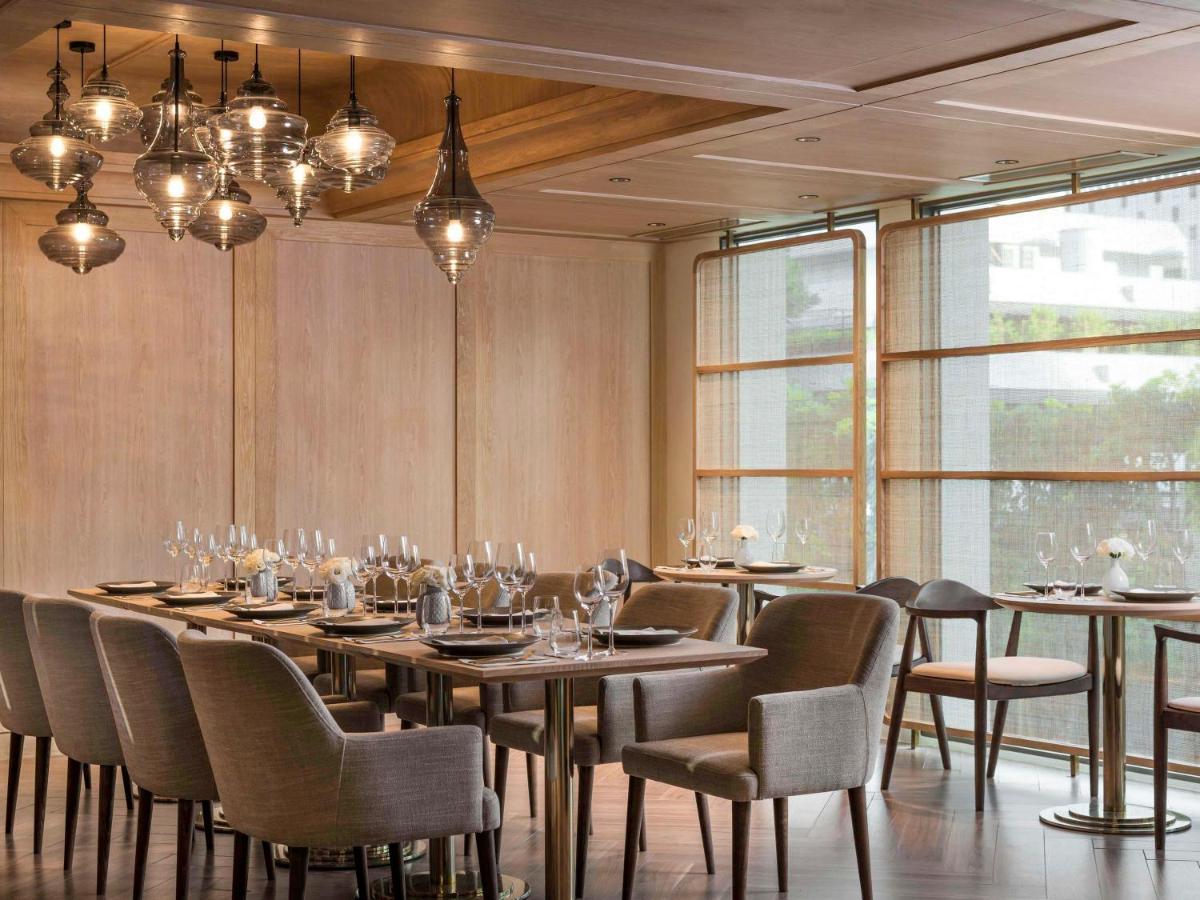 Moevenpick Hotel Bangkok Ploenchit Bdms Eksteriør billede