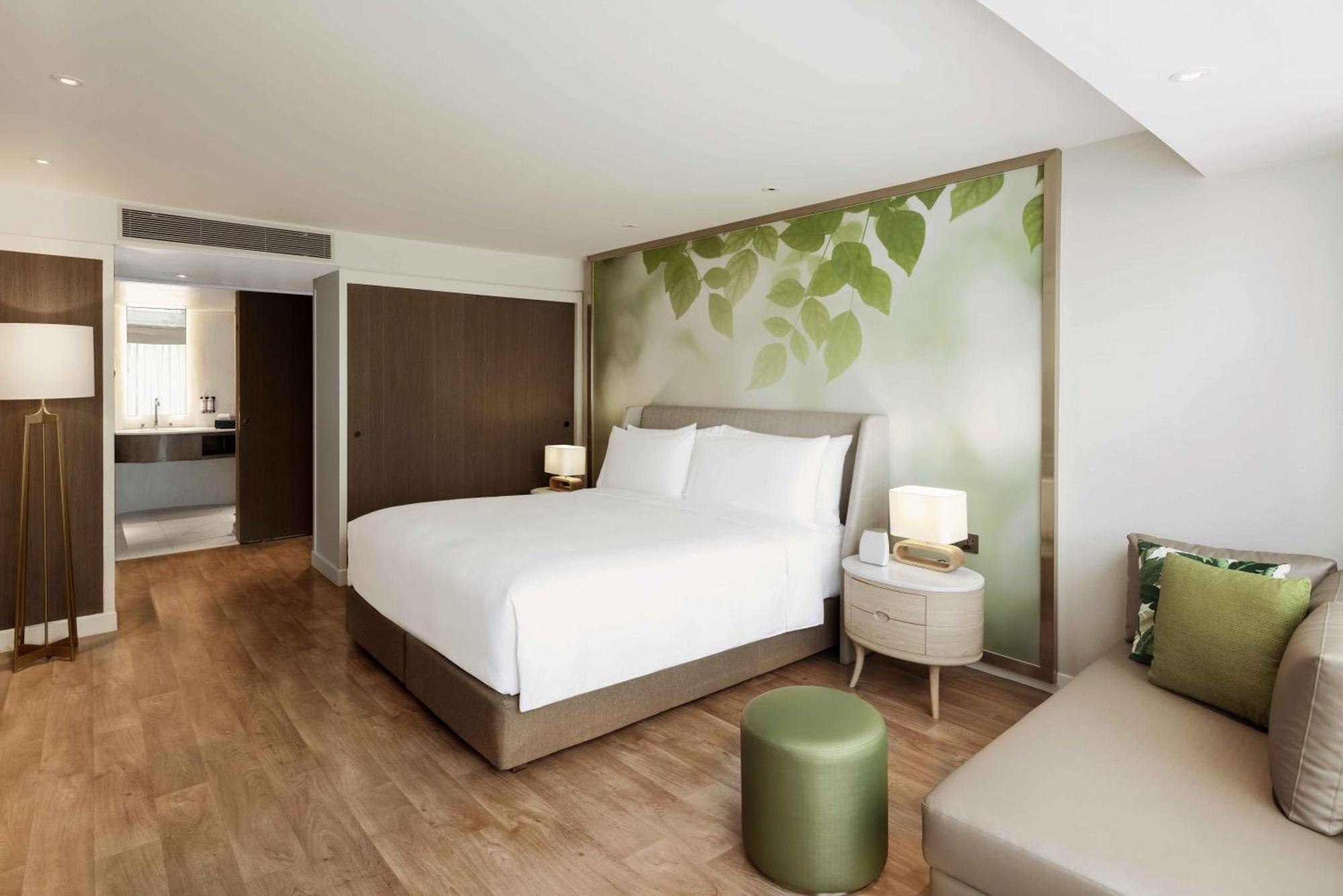 Moevenpick Hotel Bangkok Ploenchit Bdms Eksteriør billede