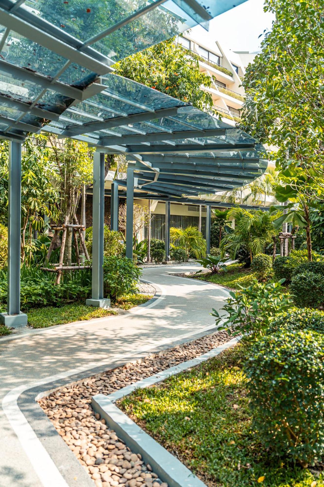 Moevenpick Hotel Bangkok Ploenchit Bdms Eksteriør billede