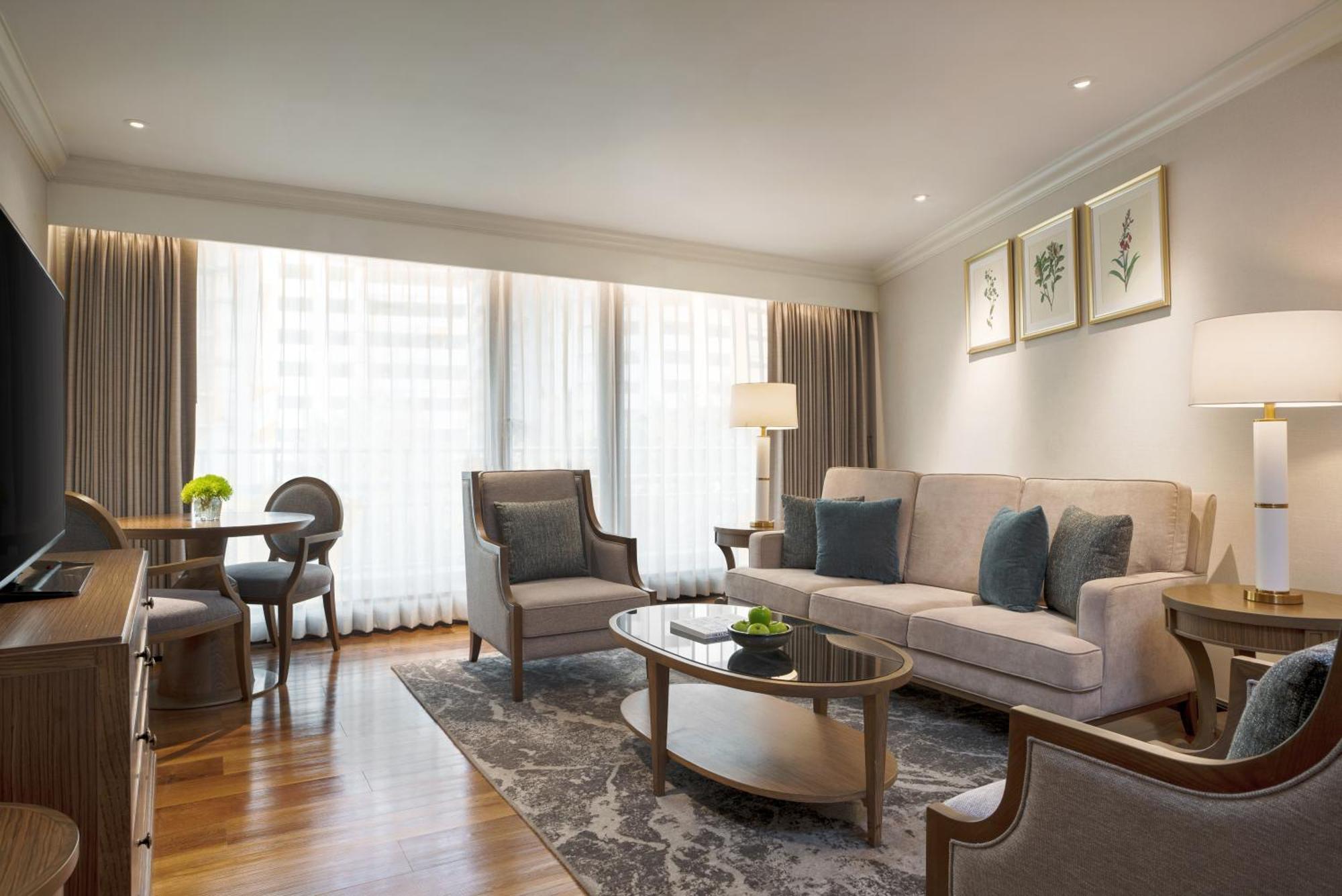 Moevenpick Hotel Bangkok Ploenchit Bdms Eksteriør billede